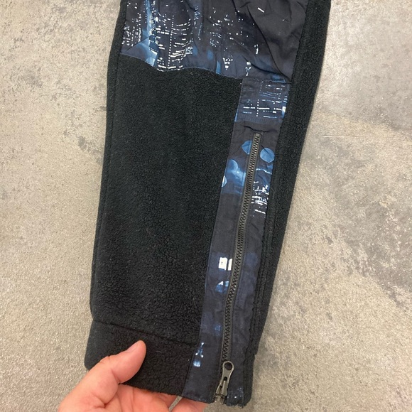 North Face Extra Butter Denali Fleece Sweatpants - Picture 2 of 9
